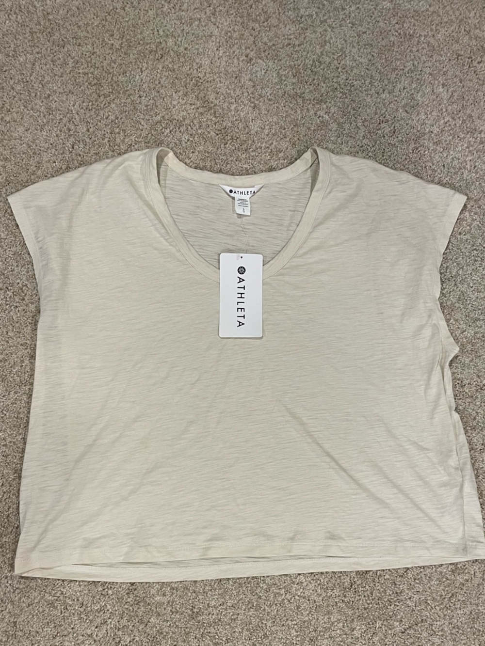 Athleta Cream Short Sleeve V-Neck Crop Tee
